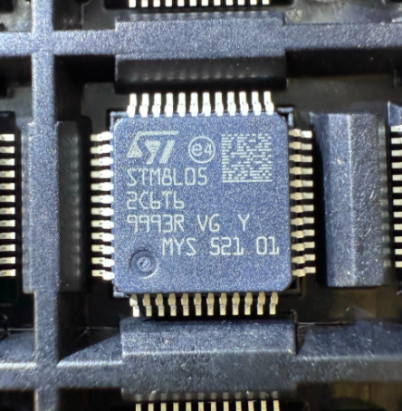 STM8L052C6T6