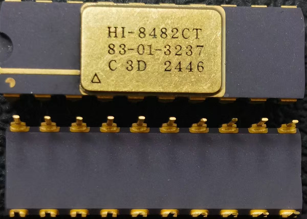 HI-8482CT